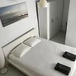 Easy House